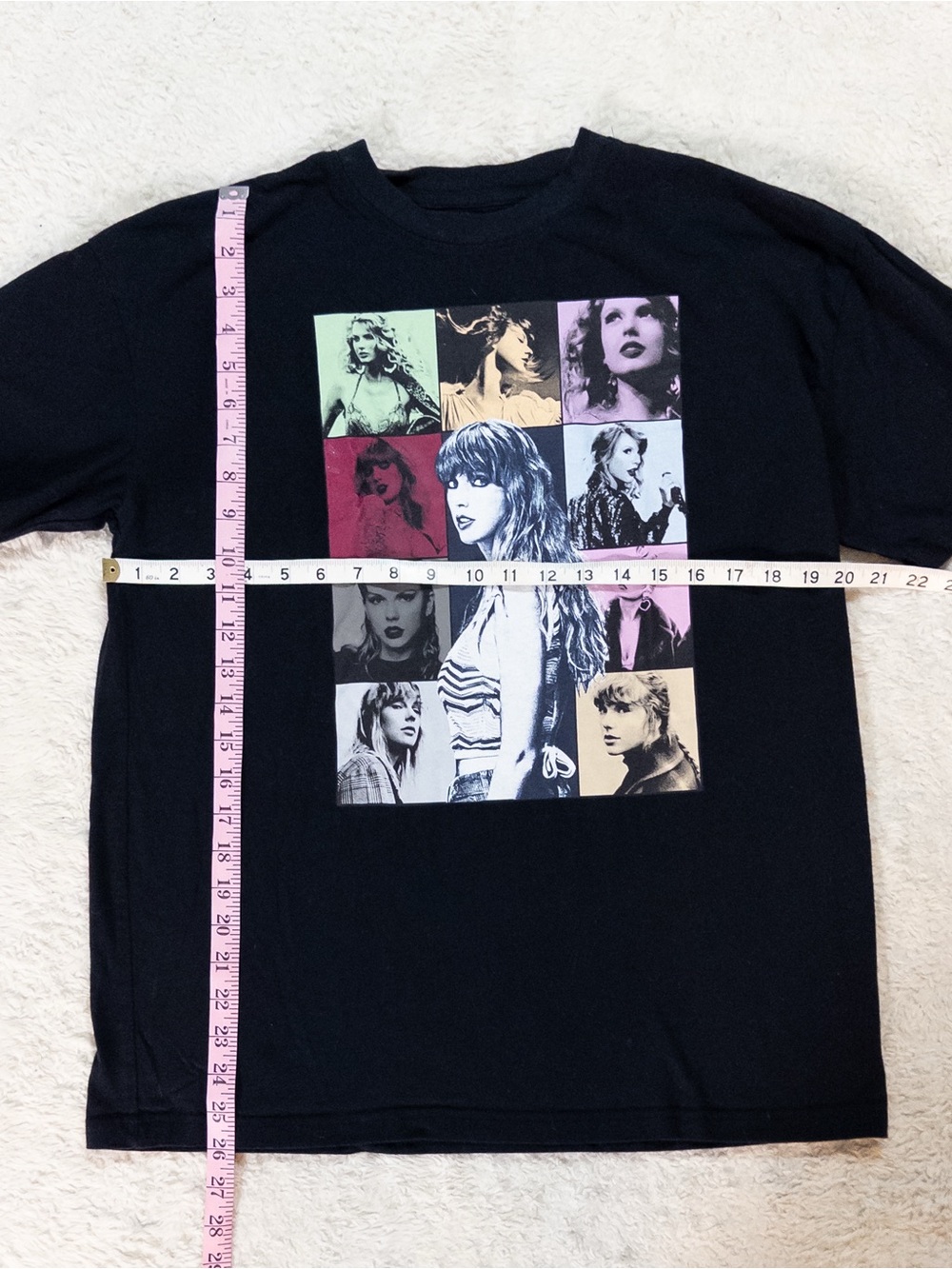 Official Taylor Swift The Eras Tour Black T-Shirt Size Small - Picture 6 of 9